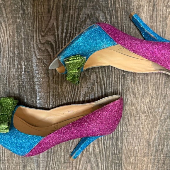 Pour La Victoire size 10 GUC some missing sparkles see pics- ultra glittery - Picture 8 of 16